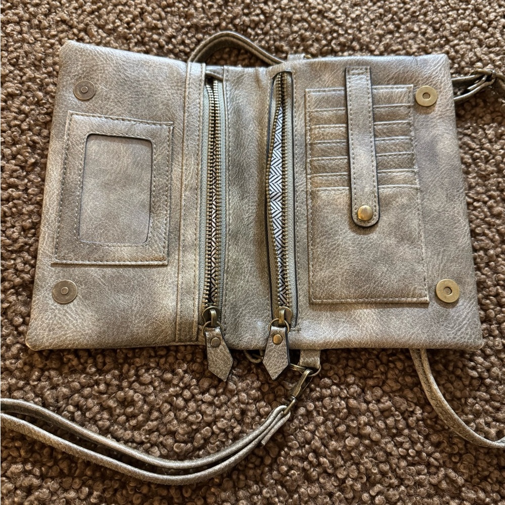 Crossbody - Picture 3 of 3